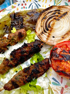 Una foto de Koftas a la brasa