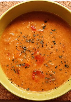 Pórés-paradicsomos vöröslencse leves recept fotója