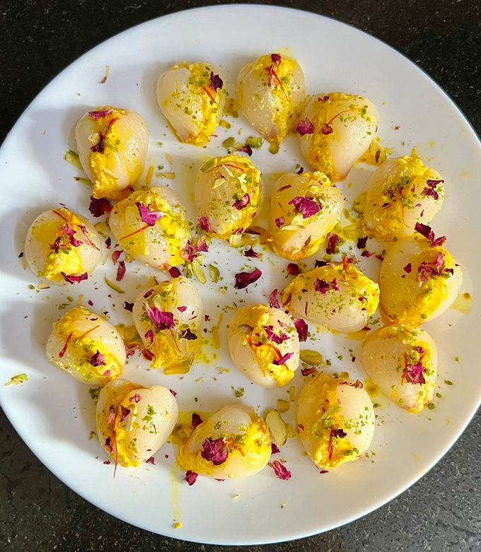 Jojani qoli bilan sikadi Noviy Urengoyda sexy