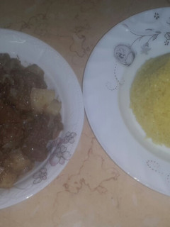 صورة لوصفة كباب حله بالبطاطس وارز اصفر