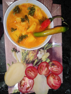 आलू टमाटर की सब्जी (aloo tamatar ki sabzi recipe in Hindi) रेसिपी मुख्य फोटो