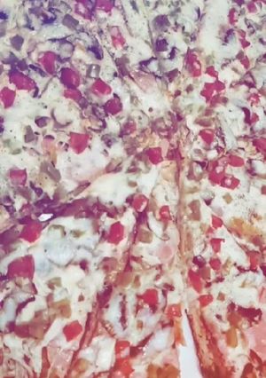 عکسی از دستور پیتزا مرغ و قارچ