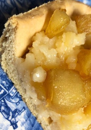 Una foto de Tarta de crema y manzana gluten free