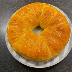 Wool roll Bread: (filled with dark chocolate, Strawberry jam and Apricot jam) A picture of Wool roll Bread: (filled with dark chocolate, Strawberry jam and Apricot jam).