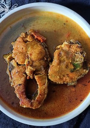 কাতলা মাছের ঝোল (katla macher jhal recipe in Bengali) রেসিপির প্রধান ছবি