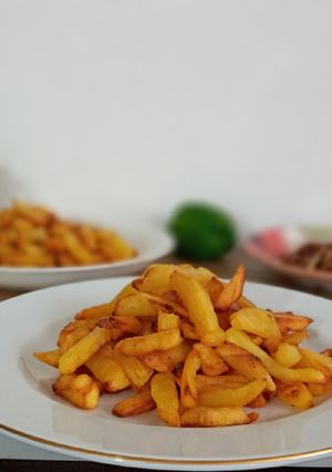 عکسی از دستور سیب زمینی سرخ کرده ترد