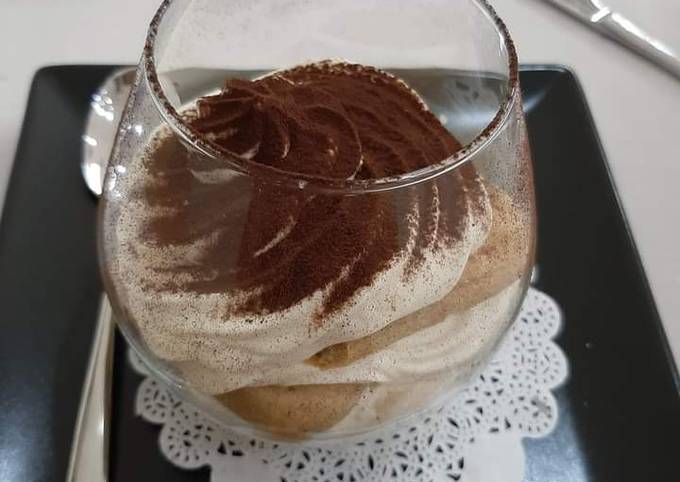 Tiramisù in bicchiere