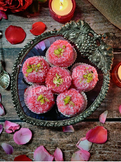 ઇન્સ્ટન્ટ ચમચમ મલાઈ સેન્ડવીચ ડીલાઇટ રેસીપી મુખ્ય ફોટો