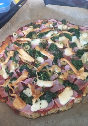 Karfiolpizza 🍕 recept fotója
