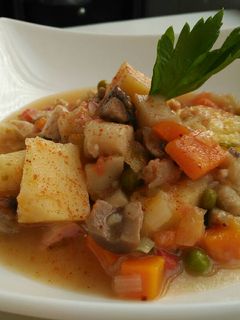 Una foto de Patatas con sepia y champiñones