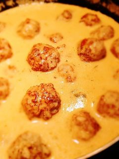 Svéd húsgolyók recept fotója