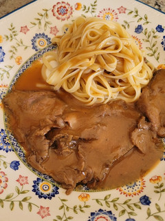 Una foto de Tallarines con filetitos Mignon y salsa Pedro Ximénez