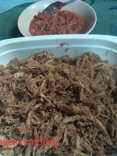 Foto resep Gepuk ayam suwir srundeng