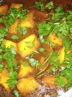 मटर पनीर (matar paneer recipe in Hindi) रेसिपी मुख्य फोटो
