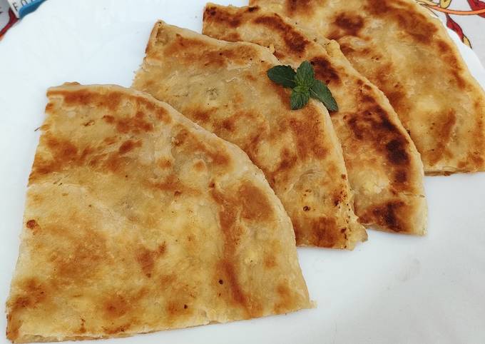 Peri Peri Chëësy Paratha 🫓🫓 Recipe by Umme Ahmad - Cookpad