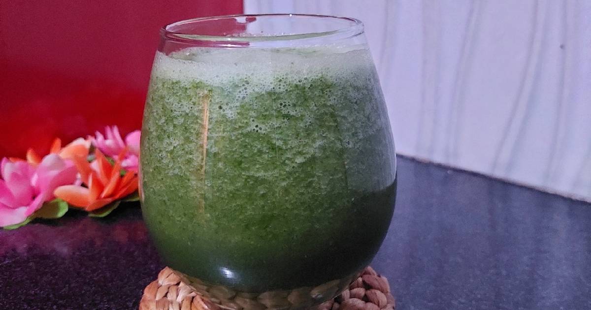 Resep Green Smoothie (Bayam, Timun, Strawberry) oleh Keinara FR Cookpad