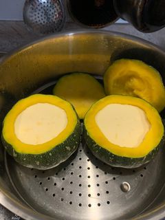 Hình của món Flan Bí Đỏ Nhật.