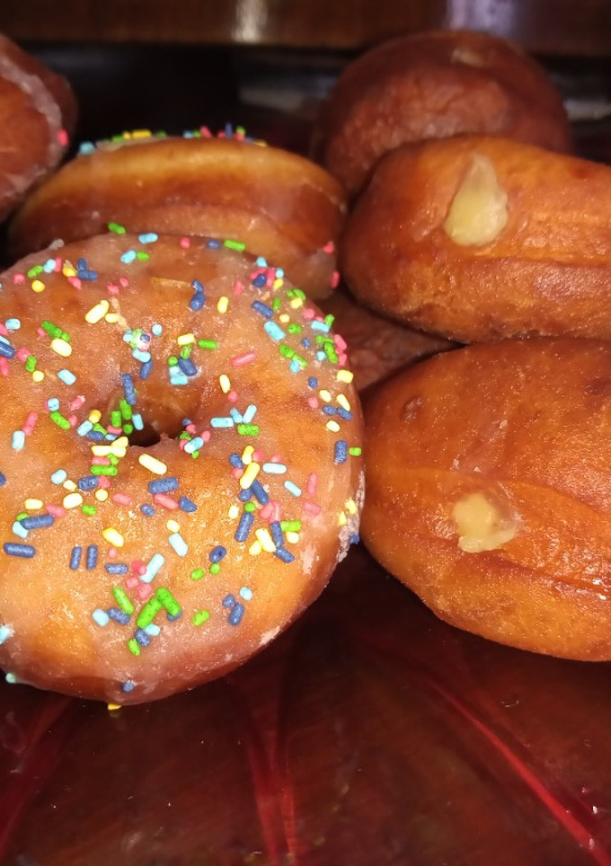 Una foto de Donas y bolas de fraile rellenas, fáciles y esponjosas!!🥯
