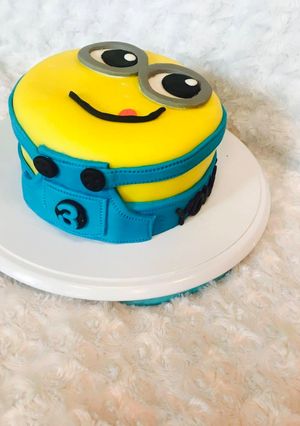 Une photo de Gateau les Minions CHOCOLAT PASSION (pâte à sucre)