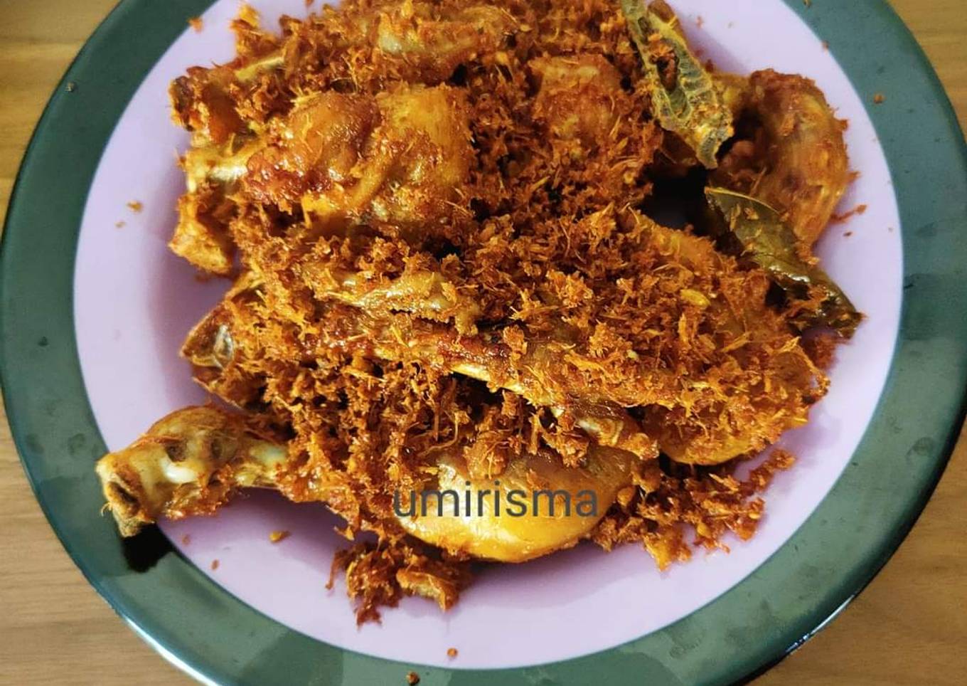 Ayam goreng lengkuas