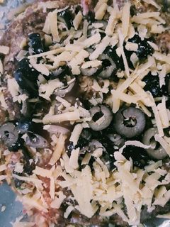 صورة لوصفة الوجبm السريع بيتزا 🍕 بي البيض 😋😋😋