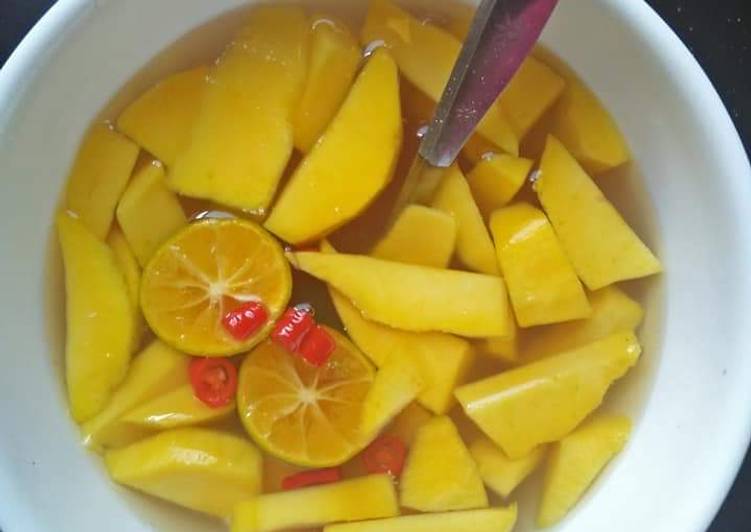 Manisan buah mangga