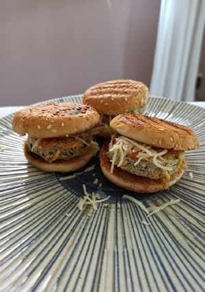 Foto principal de Mini hamburguesas de calabacín (en airfryer)