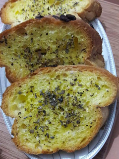 A picture of Garlic Bread #KokabandCookpad.