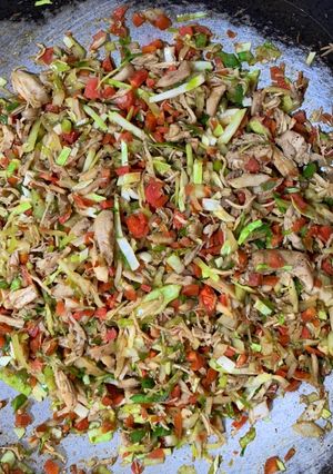 A picture of Spring roll filling.
