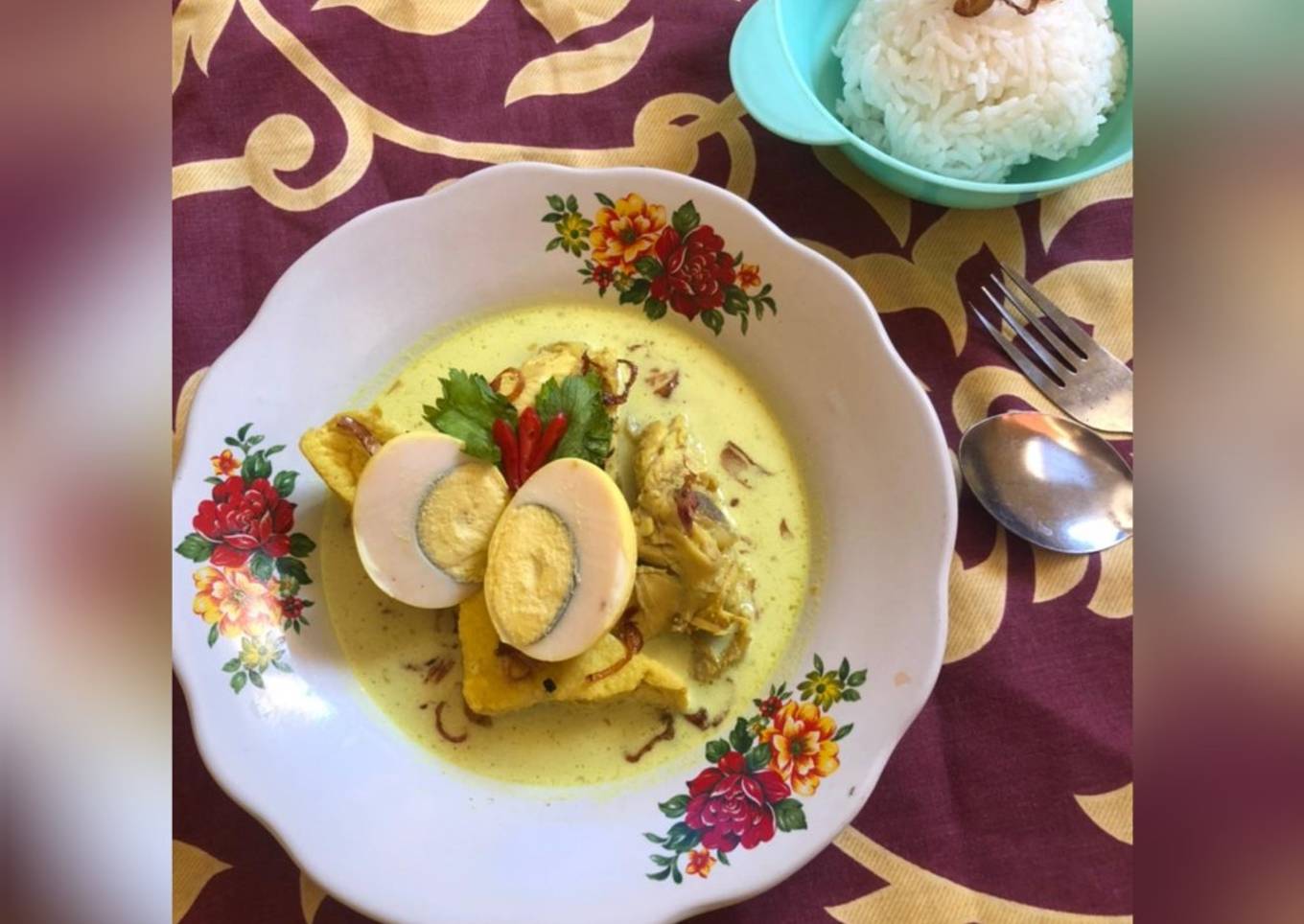 Bagaimana Membuat Kare ayam, tahu, telur (bumbu BMM), Bikin Ngiler