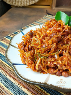 Foto resep Kering Kentang Kacang Teri Pedas (kering kentang mustofa)