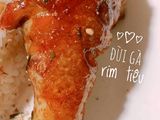 Đùi gà rim tiêu