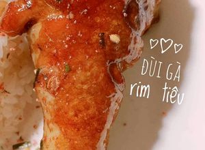 Hình của món Đùi gà rim tiêu.