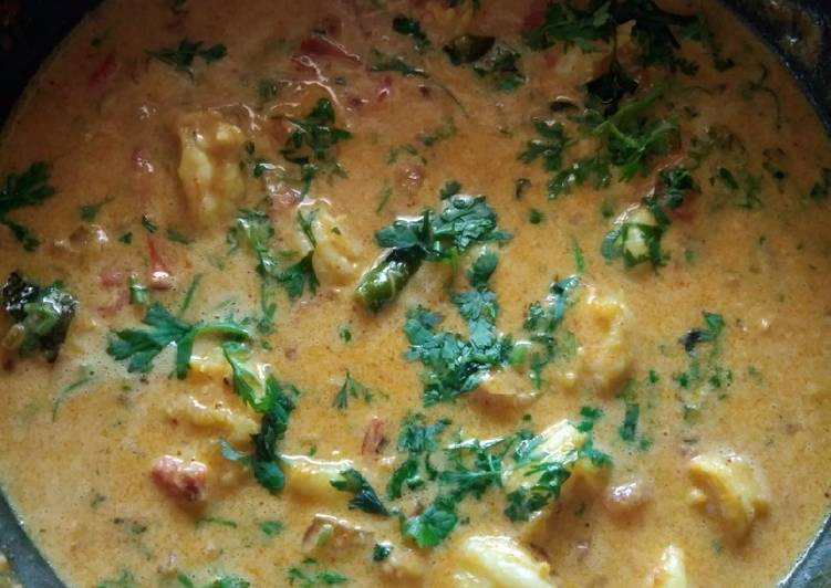 Recipe of Quick Prawns masala with coconut milk