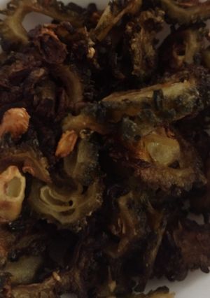 উচ্ছে বেগুন ভাজা (Uchche begun bhaja recipe in Bengali) রেসিপির প্রধান ছবি