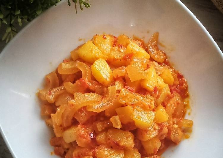 Recipe: Appetizing Kentang Kikil Balado