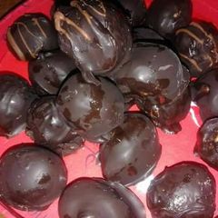 A picture of Peanut truffles.