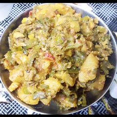 Aloo sem ki fali A picture of Aloo sem ki fali.