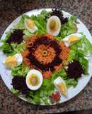 Ensalada de remolacha, zanahoria 🥕, lechuga 🍀y huevos 🥚🥚🥚🥕🍀🥚🥚🥚🥕