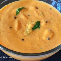 A picture of Onion and coconut chutney.