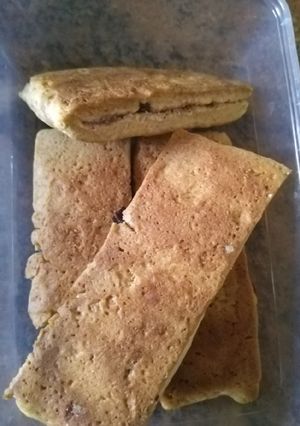 A picture of Cinnamon and Raisin twist.