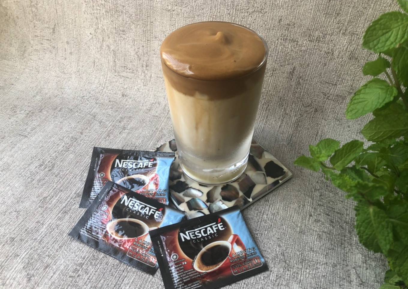 Dalgona Coffee