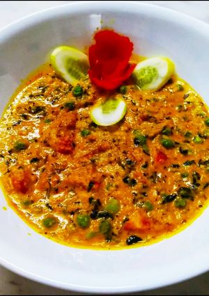 A picture of Methi malai mutter.