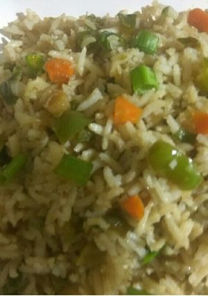 A picture of वेज पुलाव (Veg Pulav).