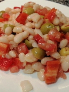 Una foto de Ensalada de alubias