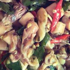 A picture of Cumi Asin Masak Cabe Hijau.