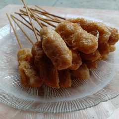 A picture of Sempol Ayam simpel cuma 4 bahan utama.
