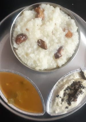 சீரக சம்பா பச்சரிசி குருணை வெண்பொங்கல்(venpongal recipe in tamil) செய்முறை முக்கிய புகைப்படம்