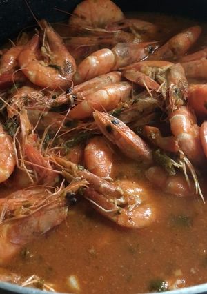 A picture of Shrimp en salsa roja.