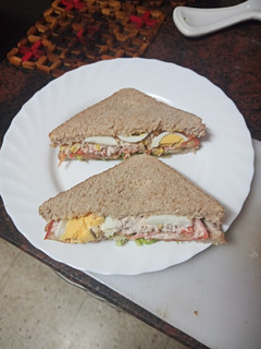 Una foto de Sándwich vegetal 2023